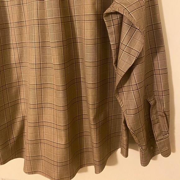 Like New Jos. A. Banks long sleeve collared shirt - Picture 5 of 13